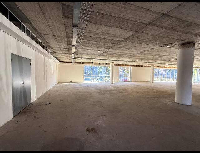 825M² OFFICE TO LET IN MELROSE ESTATE